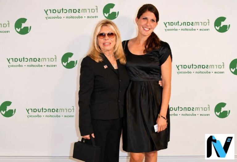 Amanda Lambert: Nancy Sinatra’s Daughter, Age, Family and Photography Career